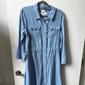 Oversized blue dress